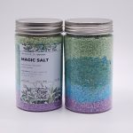 2 عدد نمک بدن Magic Salt که یکی از رو به رو و یکی از پشته