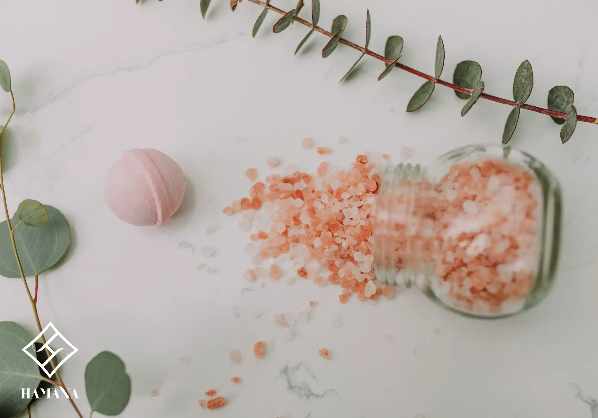 5 مورد از انواع روش های استفاده از کوکتل پدیکور پودری کوکتل پدیکور و نمک حمام